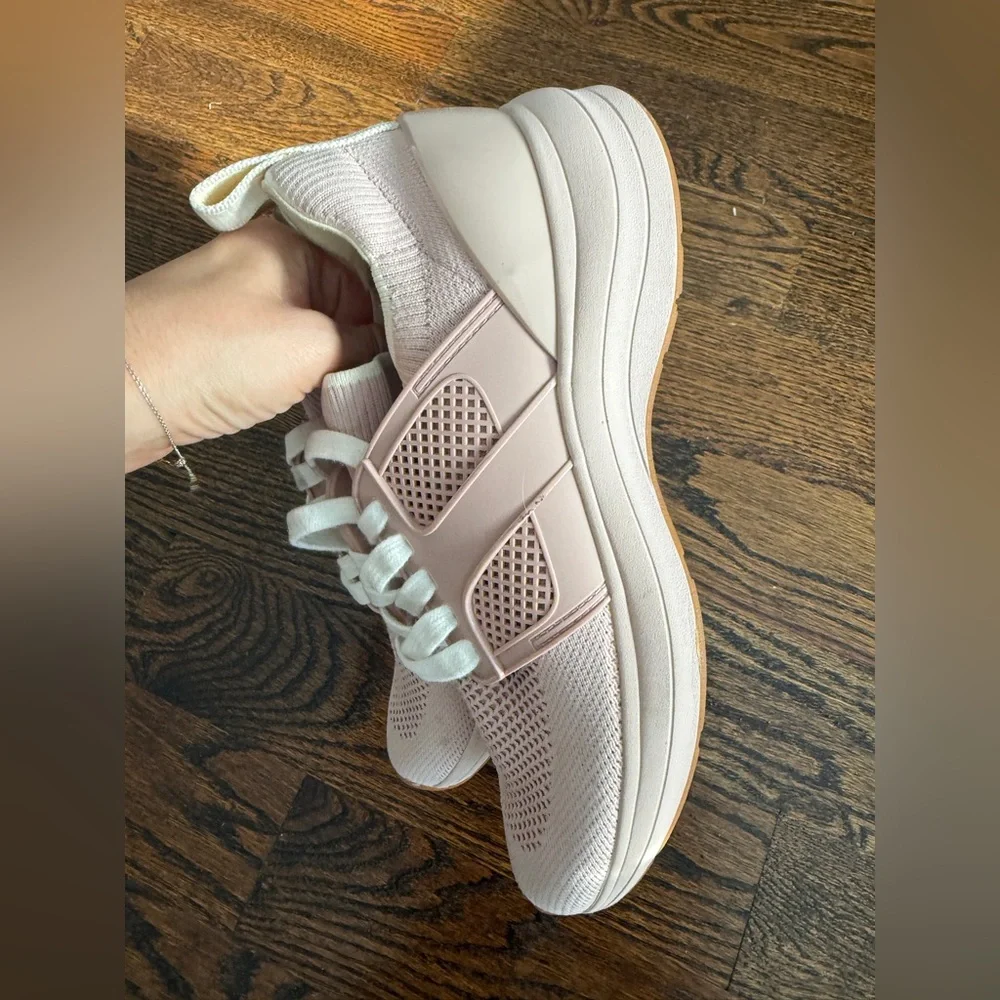 Tory Burch T Sock Runner- Circular Knit-Double Knit in Meadowsweet (Pink) Size 8